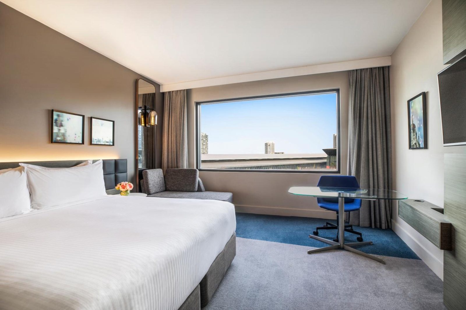 Crowne Plaza Melbourne by IHG — photo 4