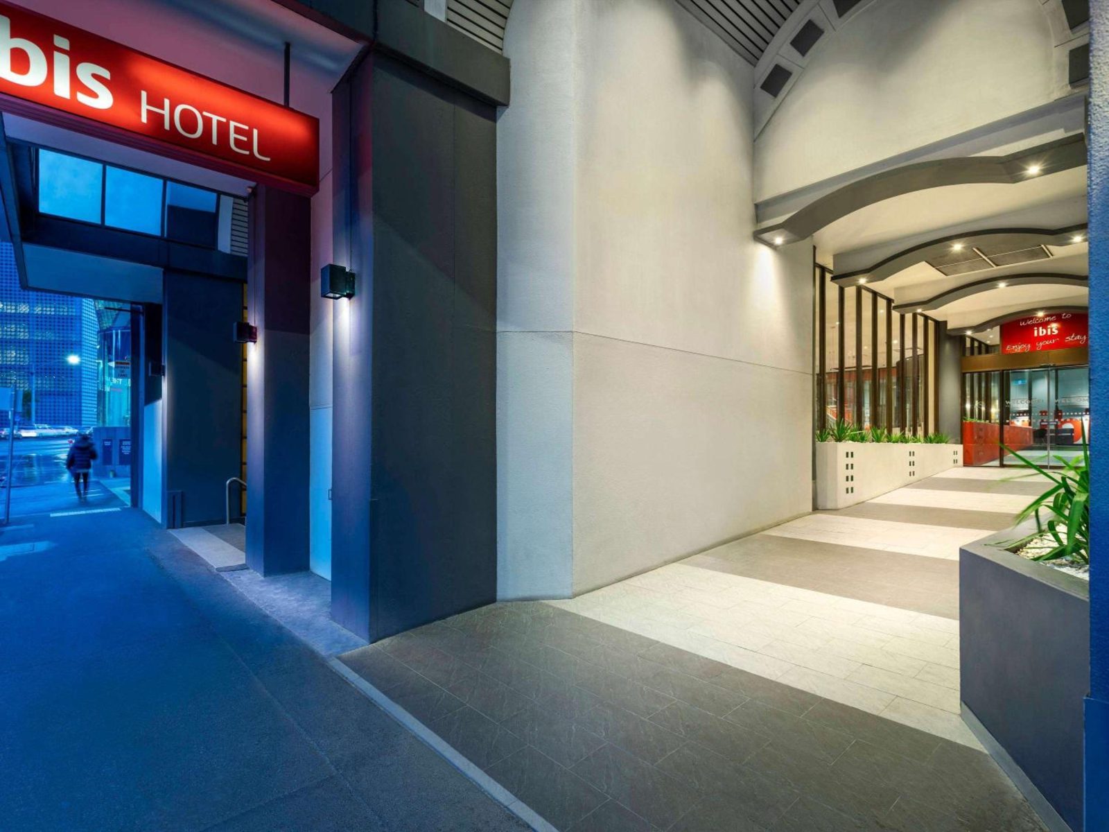 ibis Melbourne Hotel and Apartments — photo 2